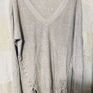 American Eagle cream/beige sweater front ties